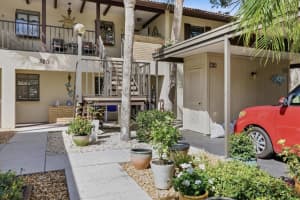 380 THREE LAKES LANE, VENICE, FL 34285 - MLS#MFRA4685592