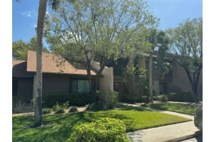 950 Sunridge Dr #g4, SARASOTA