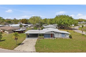 3727 DOVER DRIVE, SARASOTA, FL 34235 - MLS#MFRA4685598