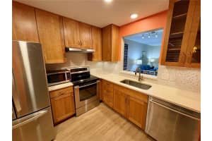 378 SPRINGDALE DRIVE, BRADENTON, FL 34210 - MLS#MFRA4685613