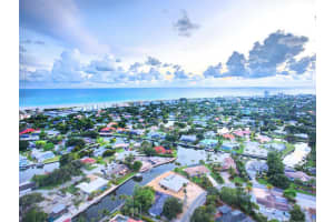 5354 SHADOW LAWN DRIVE, SARASOTA, FL 34242 - MLS#MFRA4685655