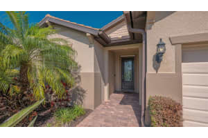 5824 WILLOW MARSH COURT, SARASOTA, FL 34238 - MLS#MFRA4685667