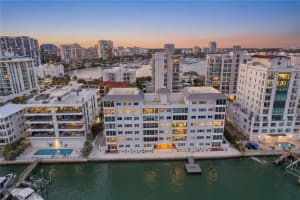 226 GOLDEN GATE POINT, SARASOTA, FL 34236 - MLS#MFRA4685676