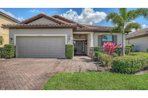 8143 36TH STREET, SARASOTA, FL 34243 - MLS#MFRA4685741