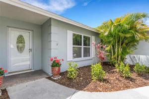 3016 CHASE CIRCLE, SARASOTA, FL 34231 - MLS#MFRA4685782