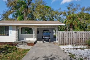 6338 BEECHWOOD AVENUE, SARASOTA, FL 34231 - MLS#MFRA4685783