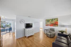 2217 LAUREN DRIVE, LARGO, FL 33774 - MLS#MFRA4685787