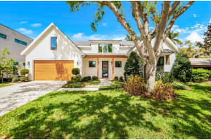 2135 DATURA STREET, SARASOTA, FL 34239 - MLS#MFRA4685791