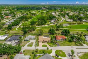 4806 COUNTRY CLUB DRIVE, SARASOTA, FL 34243 - MLS#MFRA4685797