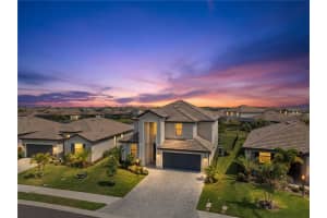 5221 BLUE CRUSH STREET, BRADENTON, FL 34211 - MLS#MFRA4685809