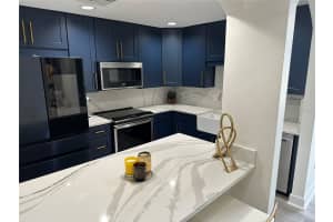 808 3RD AVENUE, BRADENTON, FL 34205 - MLS#MFRA4685829