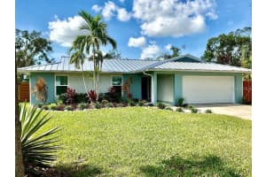 4230 SHADY OAKS COURT, SARASOTA, FL 34233 - MLS#MFRA4685832