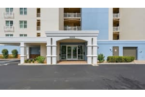 10530 BOARDWALK LOOP, LAKEWOOD RANCH, FL 34202 - MLS#MFRA4685835