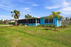 2400 PINE COURT, NOKOMIS, FL 34275 - MLS#MFRA4685853