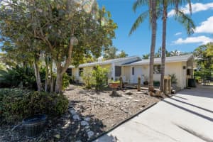 309 57TH STREET, HOLMES BEACH, FL 34217 - MLS#MFRA4685855