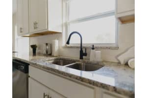 4549 MCINTOSH LANE, SARASOTA, FL 34232 - MLS#MFRA4685856