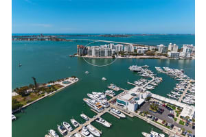 464 GOLDEN GATE POINT, SARASOTA, FL 34236 - MLS#MFRA4685865