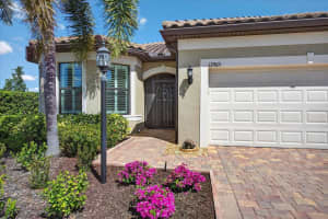 17905 MANCHESTER PLACE, BRADENTON, FL 34202 - MLS#MFRA4685897