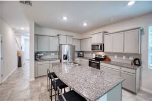 6570 CALYPSO CORAL LANE, SARASOTA, FL 34240 - MLS#MFRA4685912