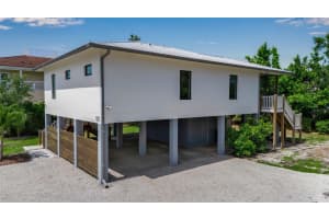 105 SHORE ROAD, NOKOMIS, FL 34275 - MLS#MFRA4685947