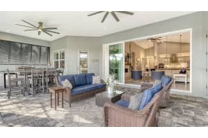 8278 GRANDE SHORES DRIVE, SARASOTA, FL 34240 - MLS#MFRA4685951