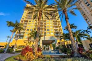 140 Riviera Dunes Way #402, PALMETTO