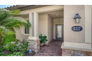 6517 WILLOWSHIRE WAY, BRADENTON, FL 34212 - MLS#MFRA4685964