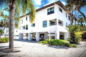 3701 5TH AVENUE, HOLMES BEACH, FL 34217 - MLS#MFRA4686018