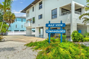 3701 5TH AVENUE, HOLMES BEACH, FL 34217 - MLS#MFRA4686018