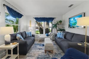 1327 GLENDALE CIRCLE, SARASOTA, FL 34232 - MLS#MFRA4686028