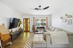 8520 109TH WAY, SEMINOLE, FL 33772 - MLS#MFRA4686088