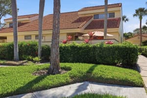 5312 HUNTINGWOOD COURT, SARASOTA, FL 34235 - MLS#MFRA4686095