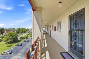 4137 LAKE BAYSHORE DRIVE, BRADENTON, FL 34205 - MLS#MFRA4686108