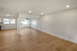 3141 IRVING STREET, SARASOTA, FL 34237 - MLS#MFRA4686118