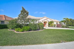 4422 MCINTOSH LAKE AVENUE, SARASOTA, FL 34233 - MLS#MFRA4686220