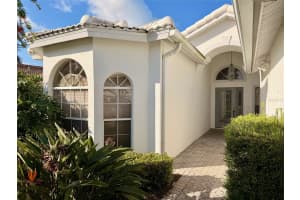 7402 FAIRLINKS COURT, SARASOTA, FL 34243 - MLS#MFRA4686229