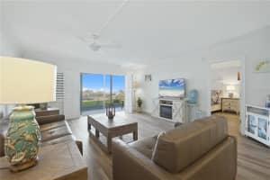 1150 TARPON CENTER DRIVE, VENICE, FL 34285 - MLS#MFRA4686231