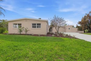 6610 SABINA ROAD, SARASOTA, FL 34243 - MLS#MFRA4686232