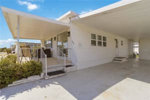 203 48TH AVENUE DRIVE, BRADENTON, FL 34207 - MLS#MFRA4686244