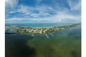 8750 MIDNIGHT PASS ROAD, SARASOTA, FL 34242 - MLS#MFRA4686287