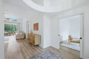 7904 HAMPTON COURT, UNIVERSITY PARK, FL 34201 - MLS#MFRA4686304