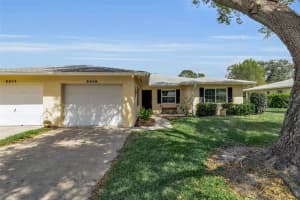 5519 PALM AIRE DRIVE, SARASOTA, FL 34243 - MLS#MFRA4686305