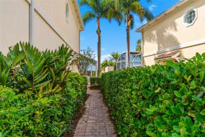 1418 BURGOS DRIVE, SARASOTA, FL 34238 - MLS#MFRA4686348