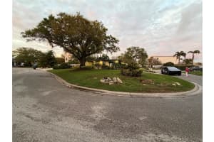 25 SANDPIPER ROAD, TAMPA, FL 33609 - MLS#MFRA4686357