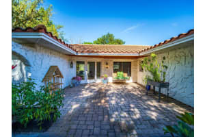 7311 PROCTOR ROAD, SARASOTA, FL 34241 - MLS#MFRA4686361