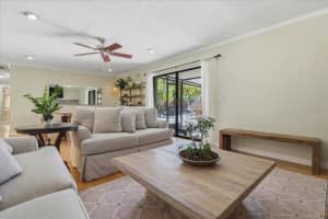 1467 GEORGETOWNE DRIVE, SARASOTA, FL 34232 - MLS#MFRA4686405