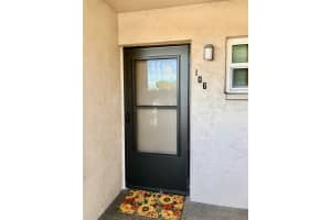 102 Capri Isles Blvd #106, VENICE