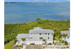 332 HARBOUR SOUND COURT, BRADENTON, FL 34209 - MLS#MFRA4686408