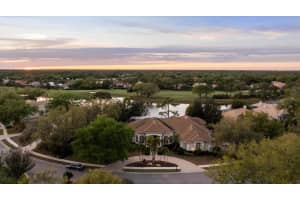 8112 COLLINGWOOD COURT, UNIVERSITY PARK, FL 34201 - MLS#MFRA4686431