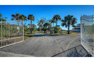 925 BAYSHORE DRIVE, TERRA CEIA, FL 34250 - MLS#MFRA4686443